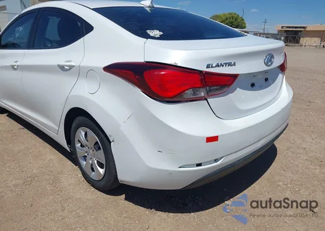 2016 Hyundai Elantra Se из США, поврежденный, VIN 5NPDH4AE2GH780060